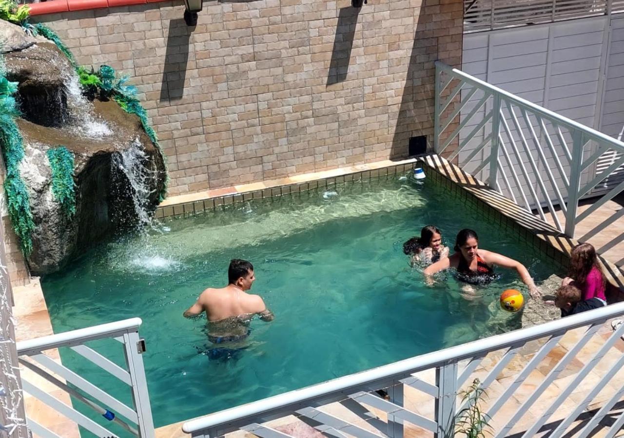 Hostel Falcao-Suites Privativas Com Ar Condicionado ริโอ ดัส ออสตรัส ภายนอก รูปภาพ